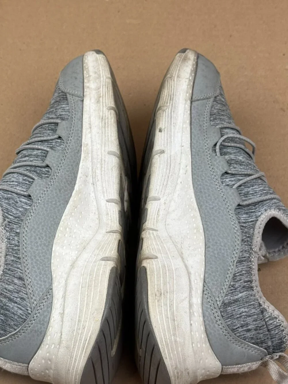 Women's Skechers Arch Fit Slip On Gray Sneakers Shoes Size 8